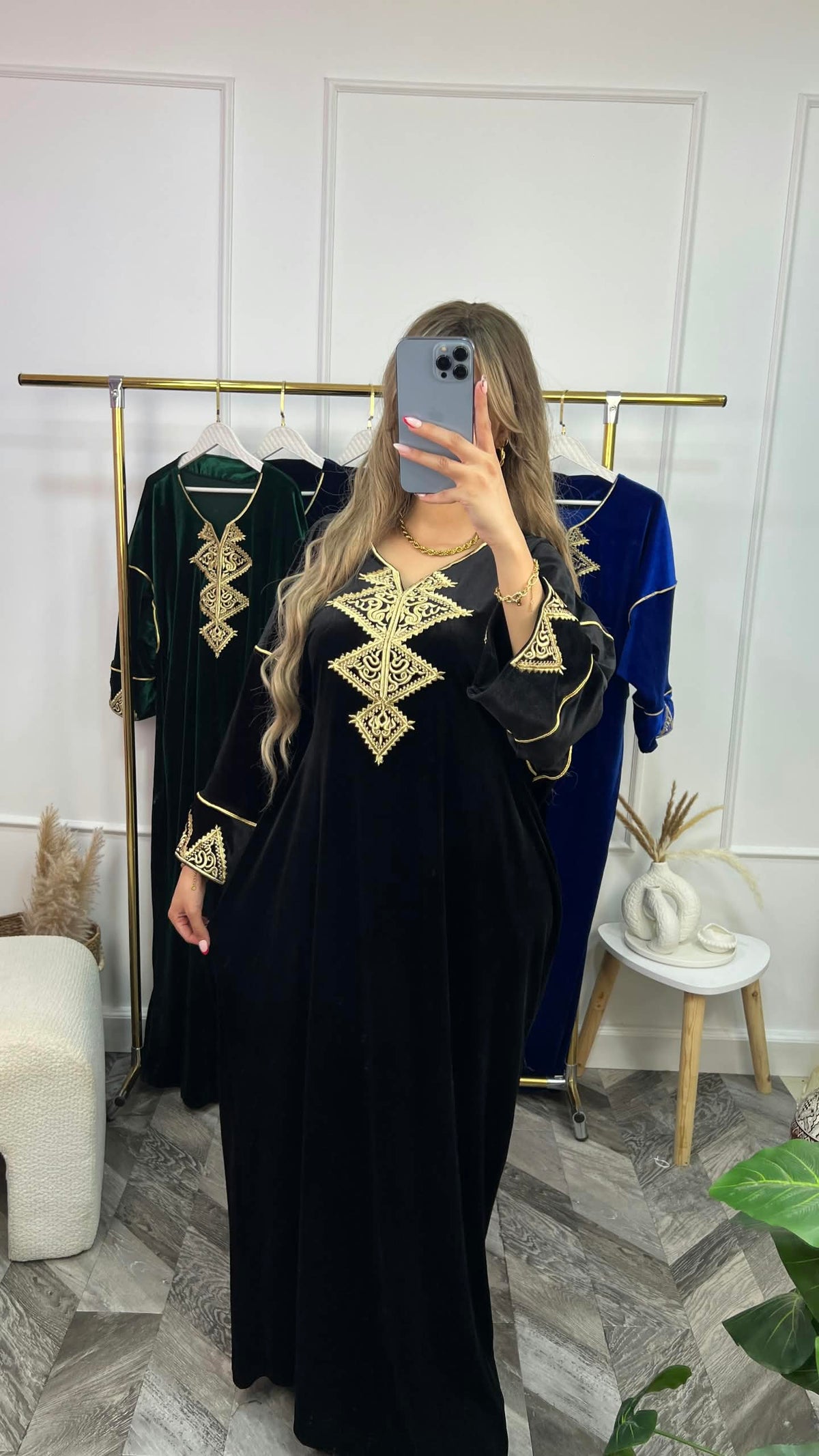 ROBE AHRAM